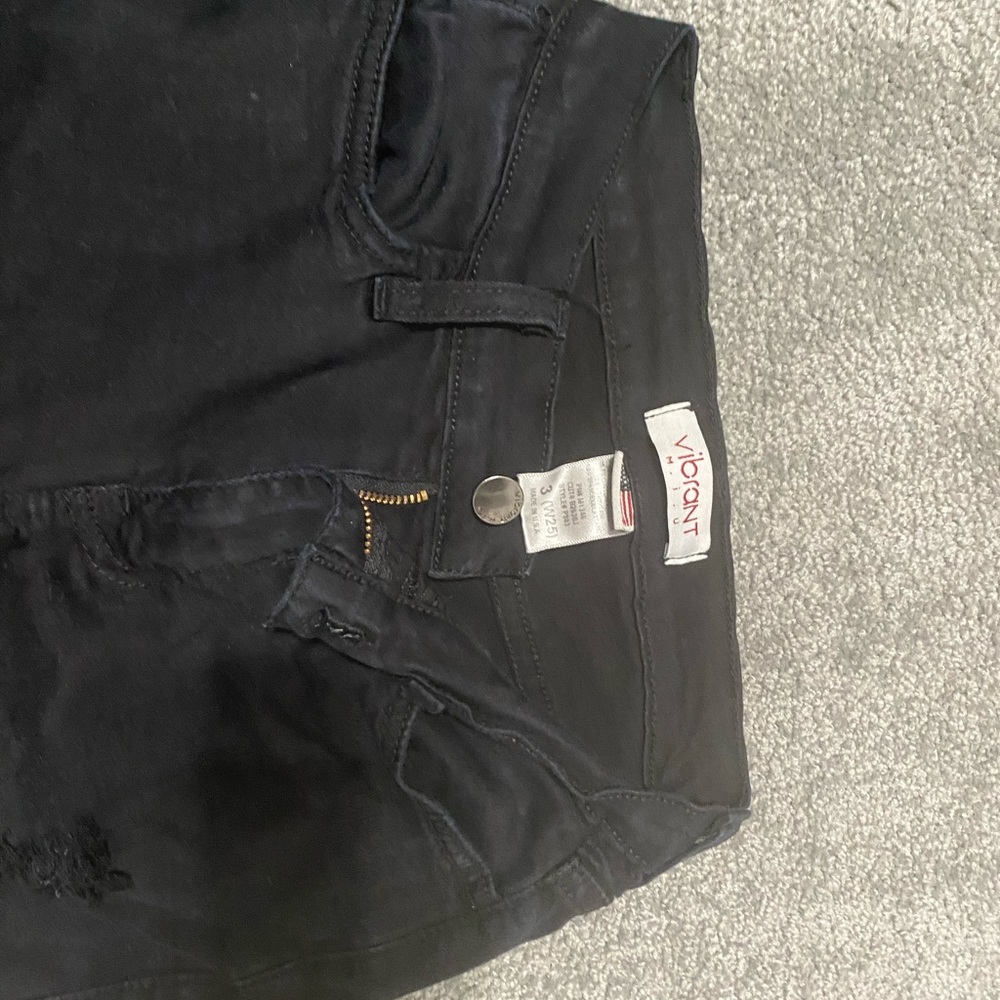 Black distressed jeans